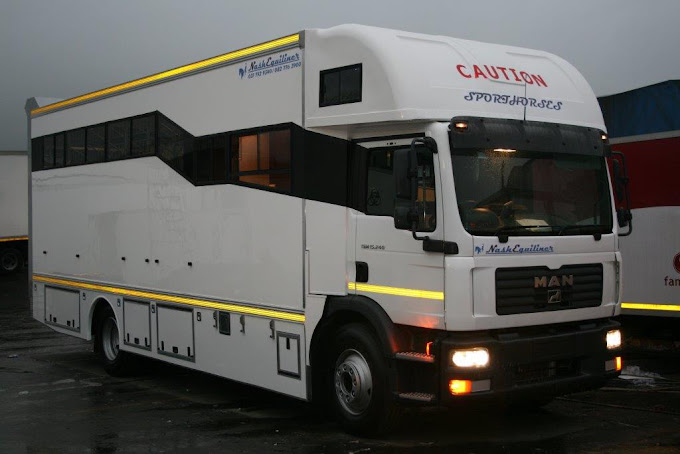 6 Berth Horse Box