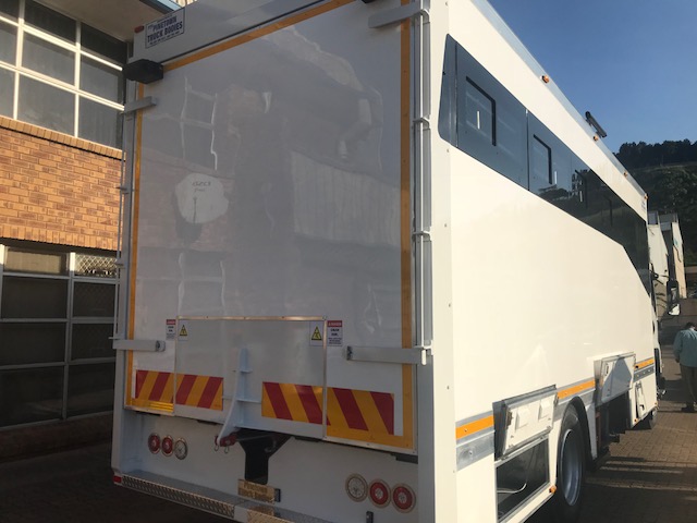 6 Berth Horse Box2